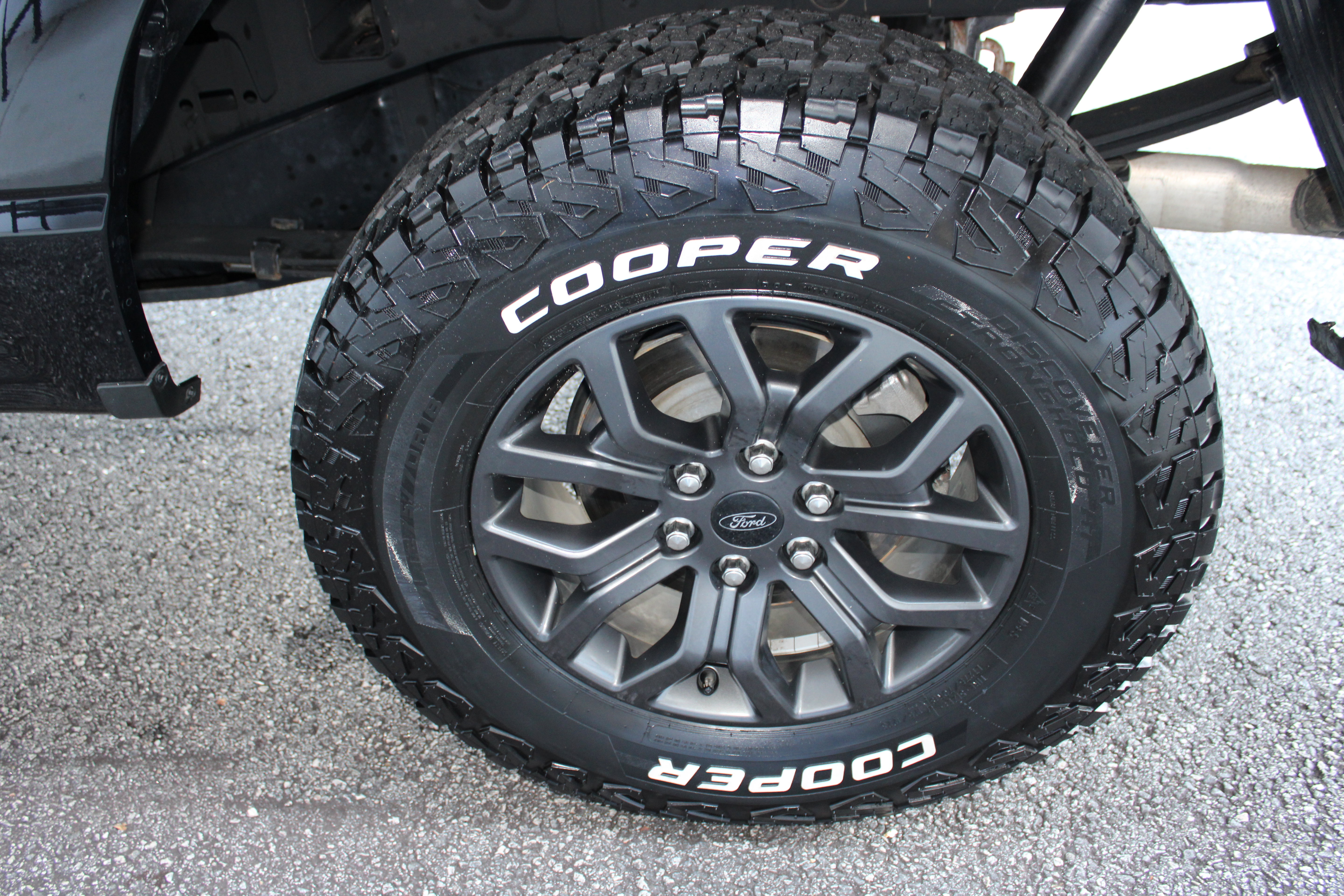 Used 2022 Ford F150 Tremor w/ Bed Utility Package AWD/4WD image 11