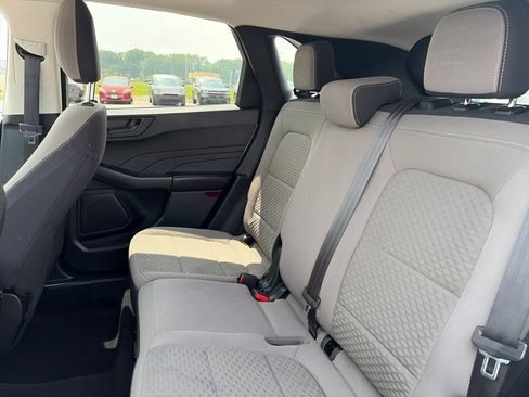 Used 2022 Ford Escape SE w/ Cold Weather Package AWD/4WD image 27