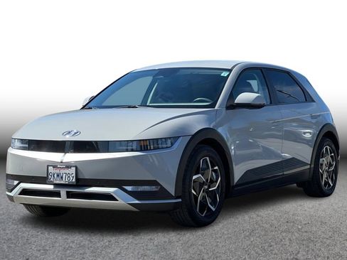 Used 2024 Hyundai Ioniq 5 SEL image 1