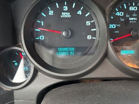 Used 2011 Chevrolet Silverado 1500 W/T image 12