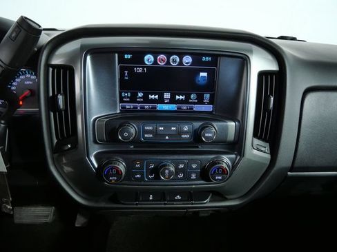 Used 2018 Chevrolet Silverado 1500 LT w/ All Star Edition RWD image 15