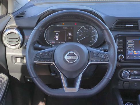 Used 2024 Nissan Versa SR image 11
