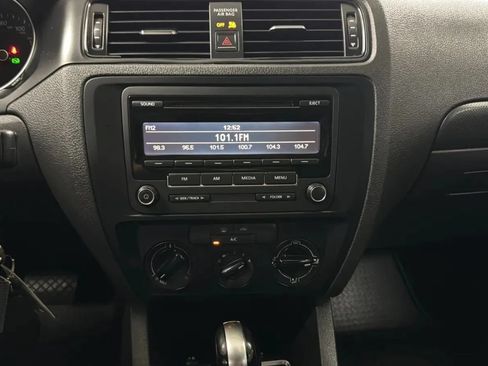 Used 2015 Volkswagen Jetta S FWD image 18