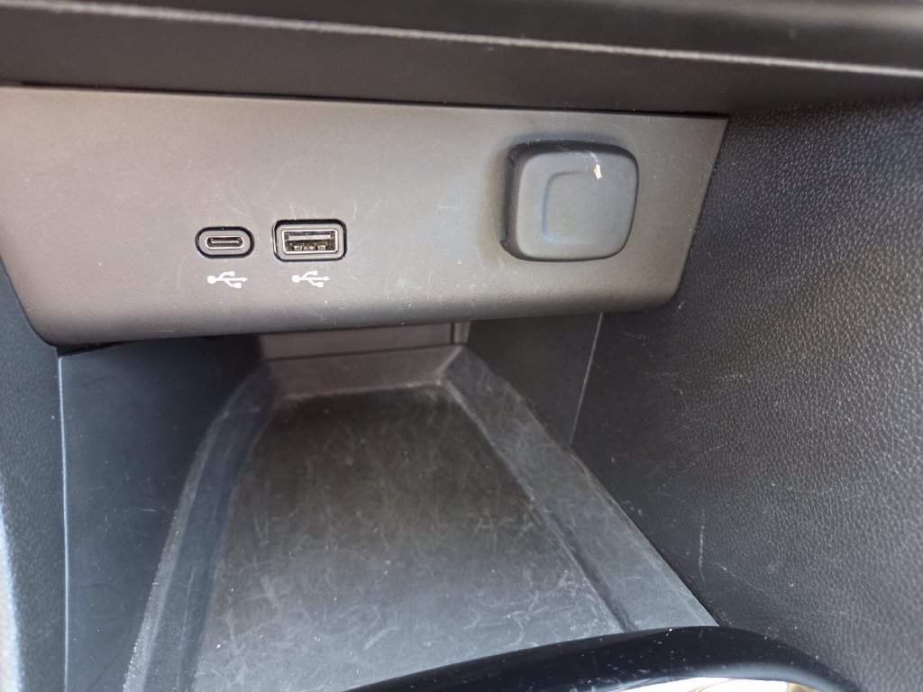 Used 2025 Buick Encore GX Preferred FWD image 17