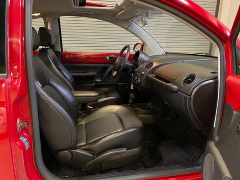 Used 2007 Volkswagen Beetle Coupe w/ Package 1 image 33