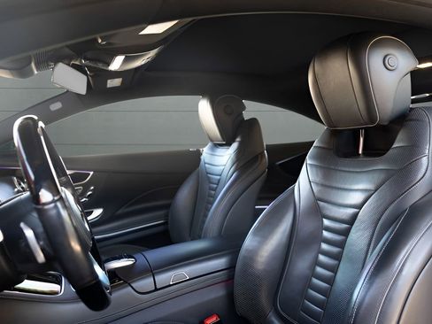 Used 2019 Mercedes-Benz S 560 4MATIC Coupe image 43