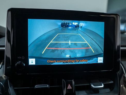 Certified 2024 Toyota Corolla Cross XLE image 23