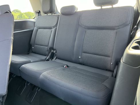 Used 2025 Ford Expedition Active RWD image 24