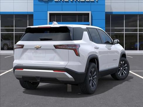 New 2027 Chevrolet Equinox LT FWD image 4