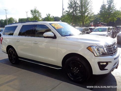 Used 2021 Ford Expedition Max XLT image 2