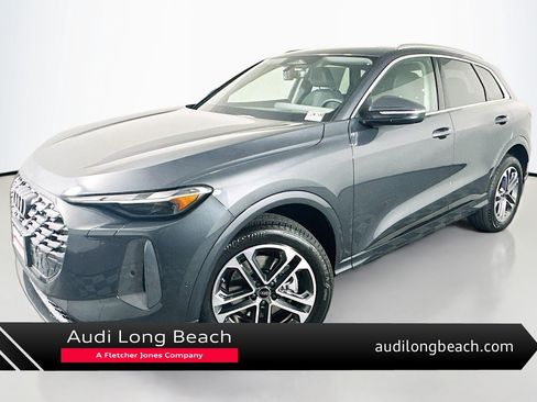 New 2026 Audi Q5 Premium AWD/4WD image 1