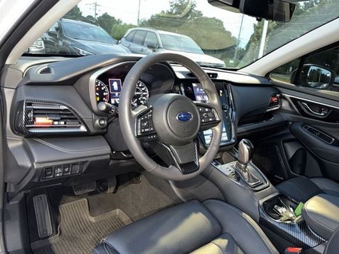 Used 2024 Subaru Outback Touring AWD/4WD image 10