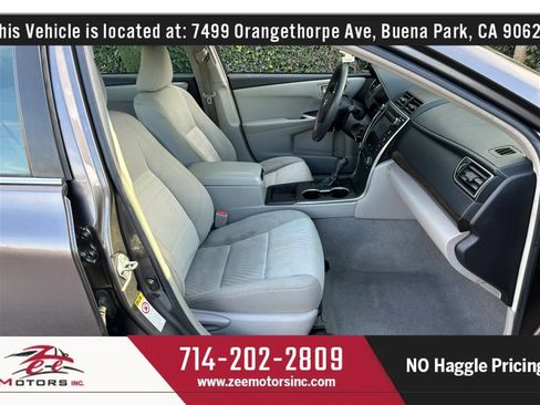 Used 2015 Toyota Camry LE image 20