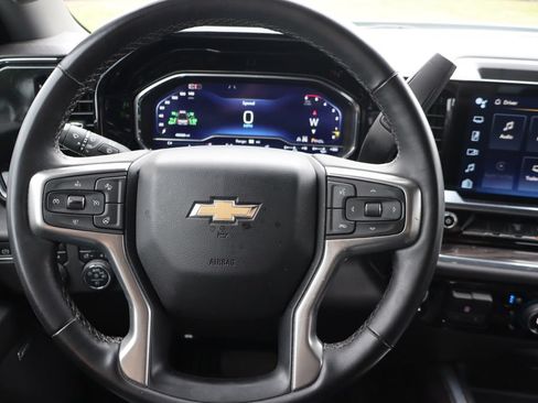 Used 2024 Chevrolet Silverado 3500 LTZ w/ LTZ Convenience Package AWD/4WD image 6