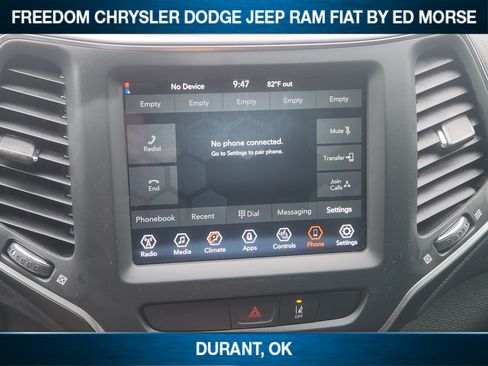Used 2022 Jeep Cherokee Latitude AWD/4WD image 12