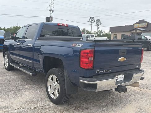 Used 2015 Chevrolet Silverado 2500 LTZ w/ Duramax Plus Package AWD/4WD image 5
