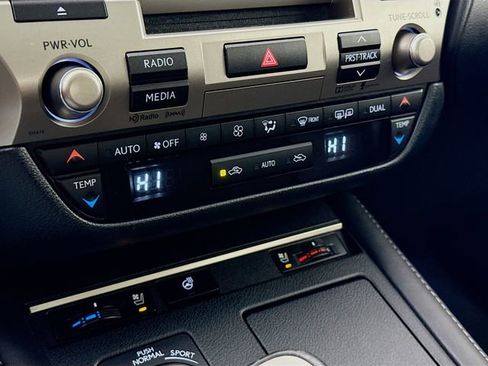 Used 2016 Lexus ES 350 image 16