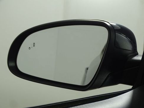 Used 2022 Hyundai Kona SEL image 37