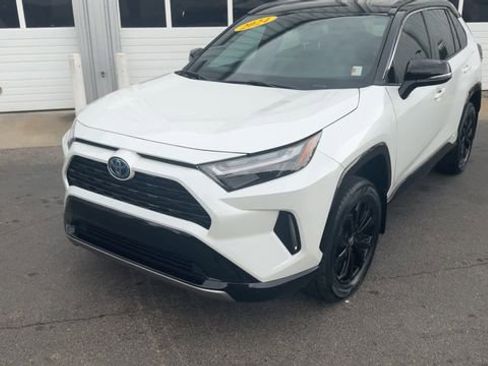 Used 2024 Toyota RAV4 XSE AWD/4WD image 6