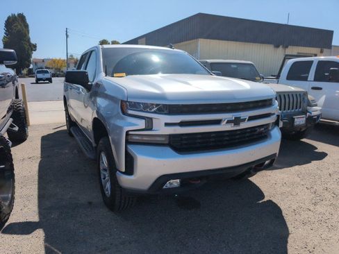 Used 2021 Chevrolet Silverado 1500 RST AWD/4WD image 2