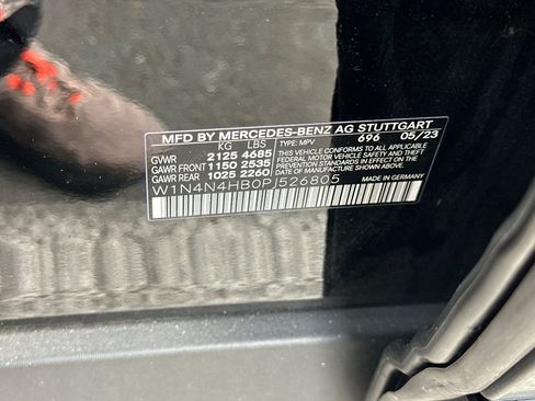 Certified 2023 Mercedes-Benz GLA 250 4MATIC image 36