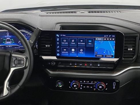 Certified 2023 Chevrolet Silverado 1500 LT AWD/4WD image 19