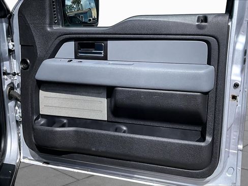 Used 2013 Ford F150 XLT w/ Mid Equipment Group RWD image 23