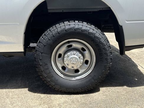 Certified 2022 RAM 2500 Tradesman RWD image 4