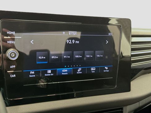 Used 2025 Volkswagen Jetta Sport image 21