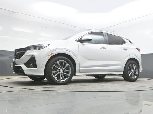 Used 2022 Buick Encore GX Preferred w/ Sport Touring Package FWD image 25