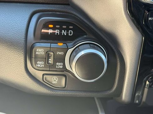 Used 2023 RAM 1500 Big Horn AWD/4WD image 25