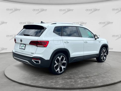Used 2022 Volkswagen Taos SEL AWD/4WD image 7