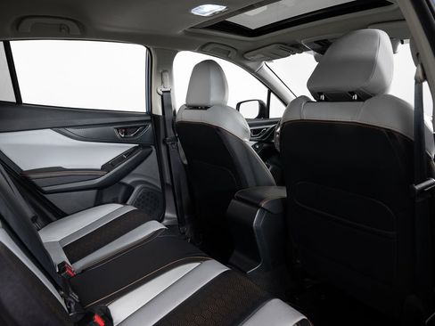 Used 2023 Subaru Crosstrek 2.5i Limited w/ Moonroof Package image 21