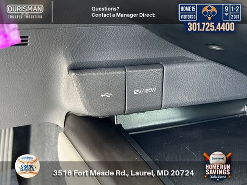Used 2024 Toyota Camry SE FWD image 26