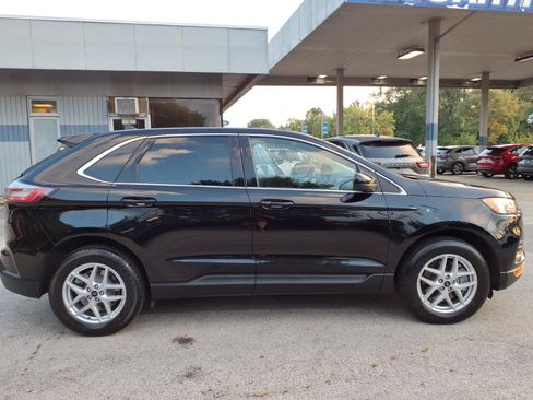 Used 2024 Ford Edge SEL AWD/4WD image 2