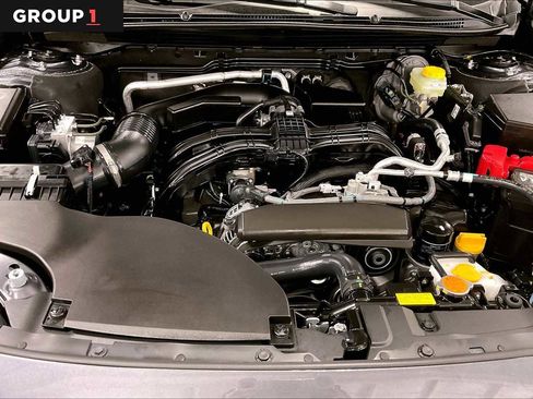 Used 2025 Subaru Outback Premium AWD/4WD image 31