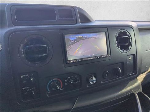 Used 2010 Ford E-350 and Econoline 350 XL image 14