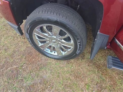 Used 2017 Chevrolet Silverado 1500 High Country image 25