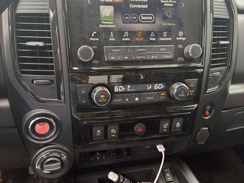 Used 2020 Nissan Titan PRO-4X w/ Pro-4x Convenience Package image 9