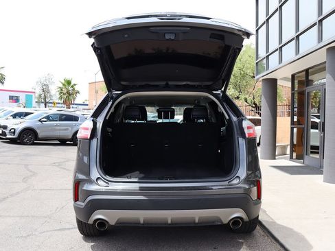 Used 2020 Ford Edge Titanium FWD image 22