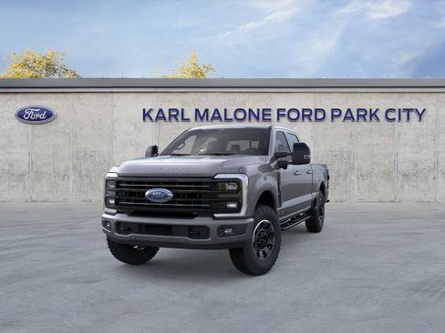 New 2026 Ford F350 Platinum w/ Tremor Off-Road Package AWD/4WD image 24