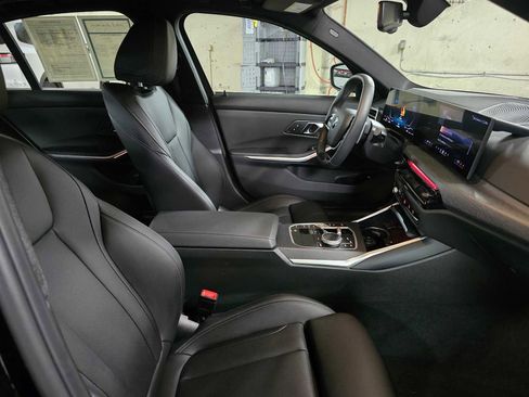 Used 2025 BMW 330i xDrive 330i xDrive w/ M Sport Package image 10