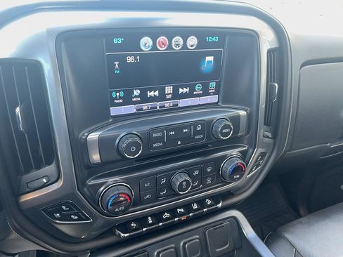 Used 2017 Chevrolet Silverado 3500 LTZ AWD/4WD image 22