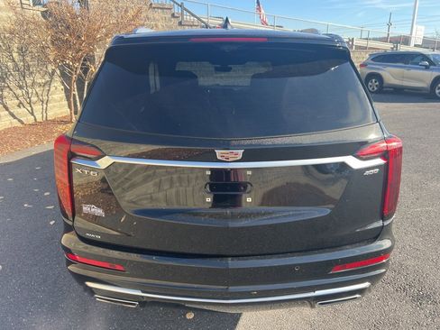 Used 2023 Cadillac XT6 Premium Luxury w/ Technology Package image 11