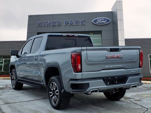 Used 2024 GMC Sierra 1500 AT4 w/ Technology Package image 5