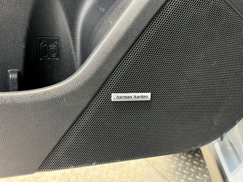 Used 2022 Subaru Crosstrek 2.5i Limited w/ Moonroof Package 2 image 27