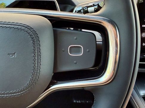 New 2025 Lincoln Nautilus Premier w/ Equipment Group 102A image 27