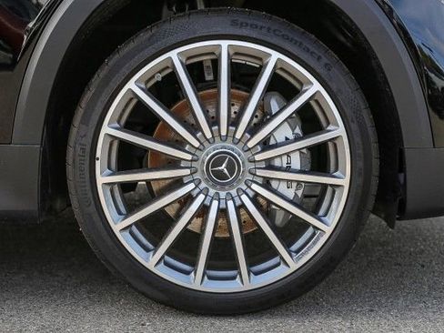 New 2025 Mercedes-Benz GLB 35 AMG 4MATIC image 9