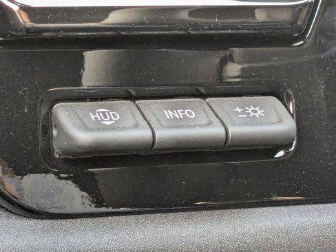 New 2026 Chevrolet Silverado 1500 ZR2 image 38