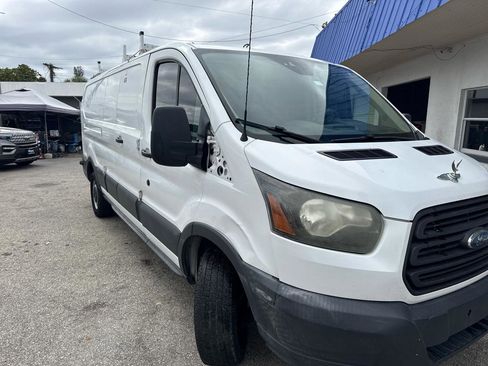 Used 2017 Ford Transit 250 148 Low Roof RWD image 2